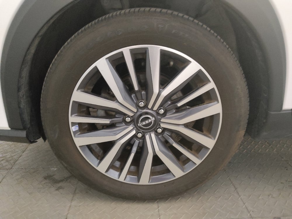 Used 2024 Nissan Kicks SV FWD image 31