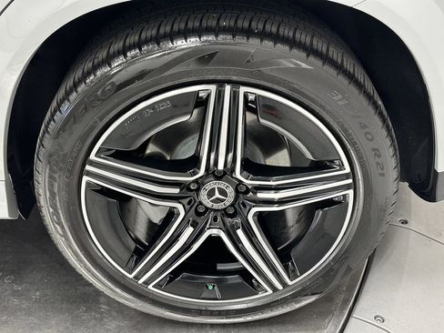 Certified 2025 Mercedes-Benz GLE 450 GLE 450 image 22