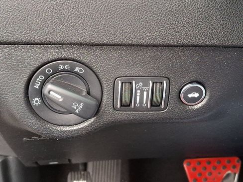 Used 2019 Dodge Charger GT image 29