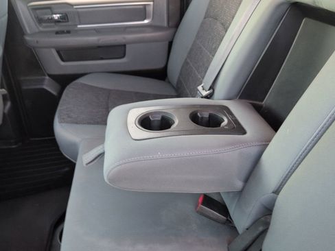 Used 2019 RAM 1500 Big Horn AWD/4WD image 40