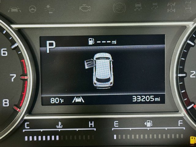 Used 2023 Kia Sorento LX FWD image 13
