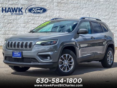 Used 2019 Jeep Cherokee Latitude Plus w/ Comfort/Convenience Group AWD/4WD image 1