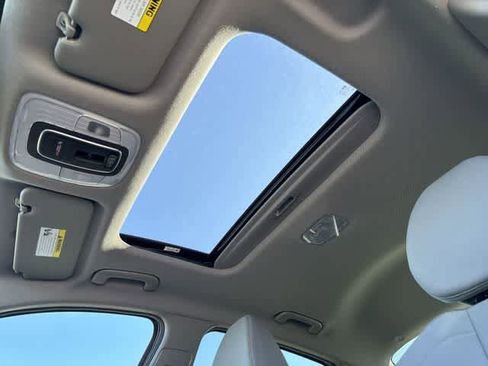 New 2026 Hyundai Elantra SEL Sport Premium image 16