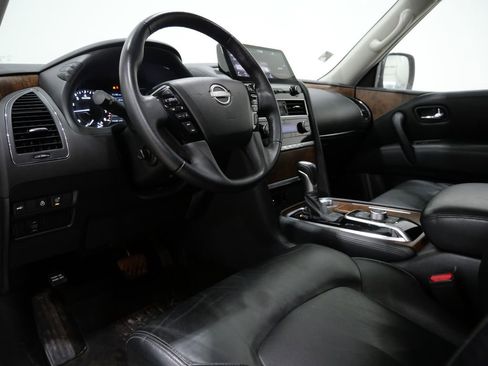 Used 2024 Nissan Armada SL w/ Captain's Chairs Package image 13