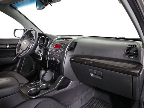 Used 2011 Kia Sorento LX w/ Convenience Pkg AWD/4WD image 24