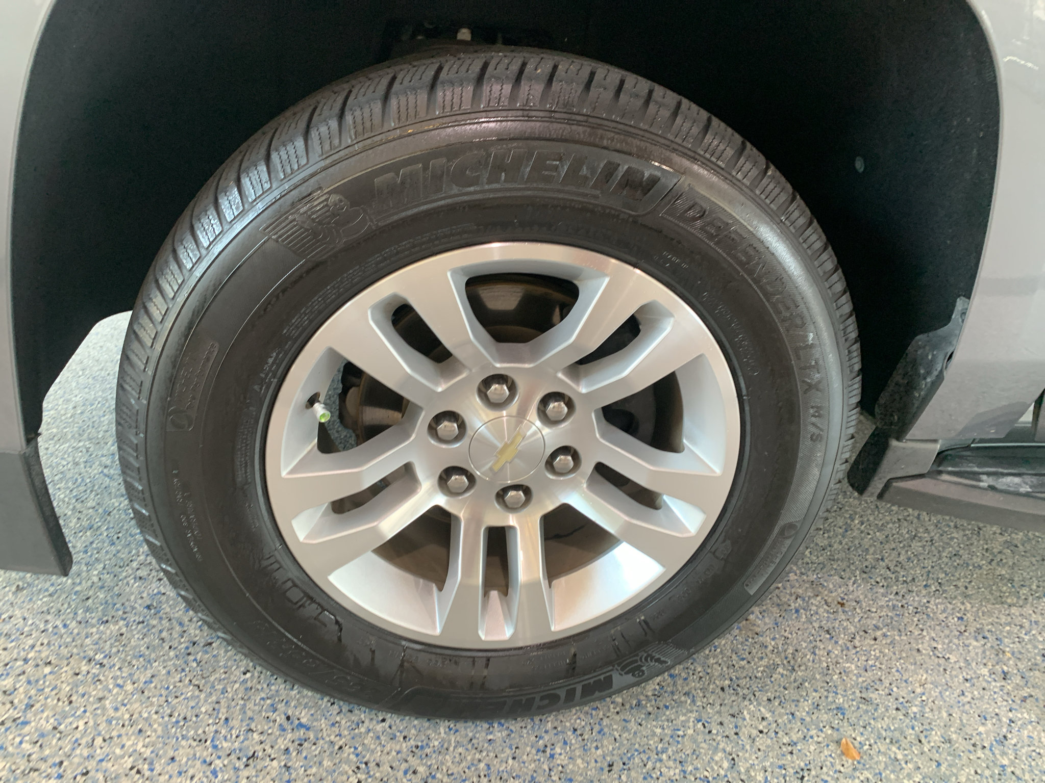 Used 2020 Chevrolet Tahoe LS AWD/4WD image 33
