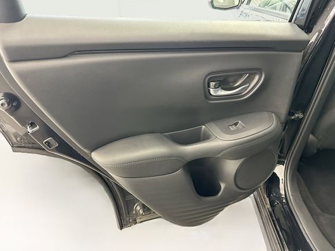 Used 2025 Honda HR-V LX image 26