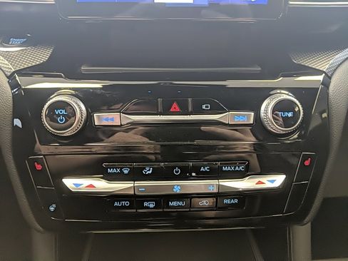 Certified 2023 Ford Explorer ST-Line image 22