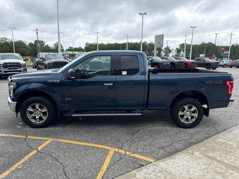 Used 2017 Ford F150 XLT w/ Equipment Group 302A Luxury AWD/4WD image 9