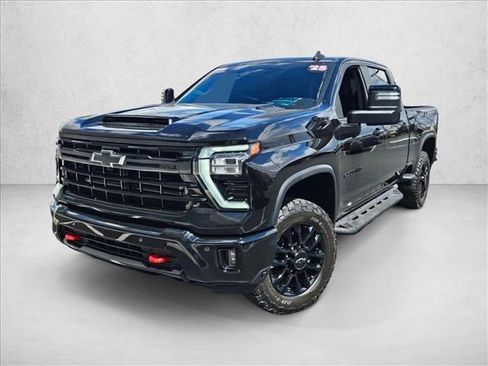 Used 2025 Chevrolet Silverado 2500 LT w/ Trail Boss Package image 1