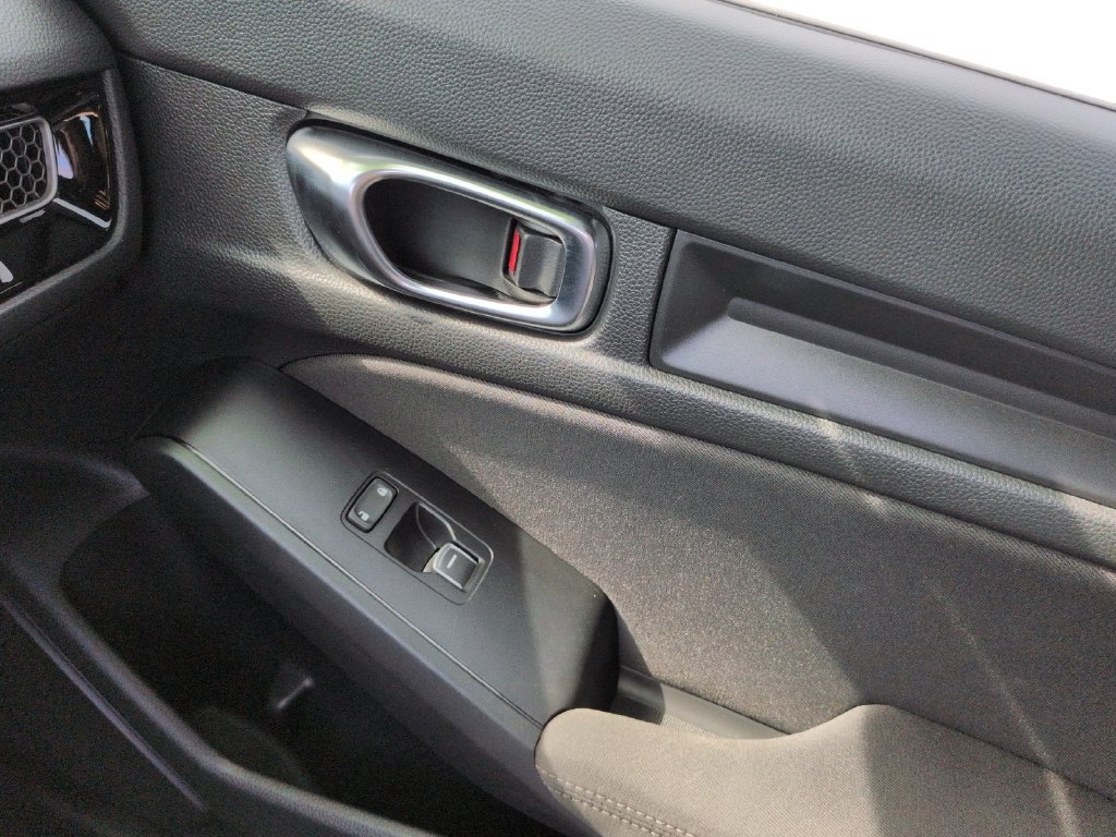 Used 2025 Honda Civic Sport image 24
