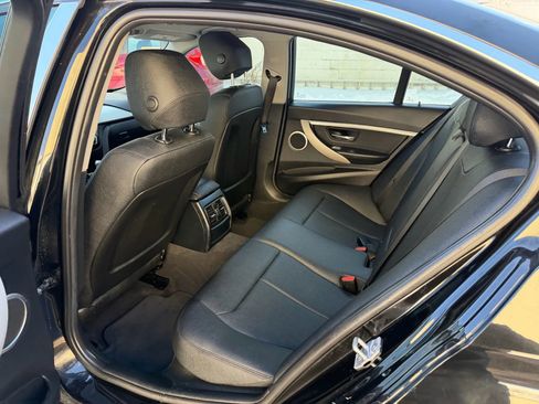 Used 2018 BMW 320i 320i Sedan 4D image 30