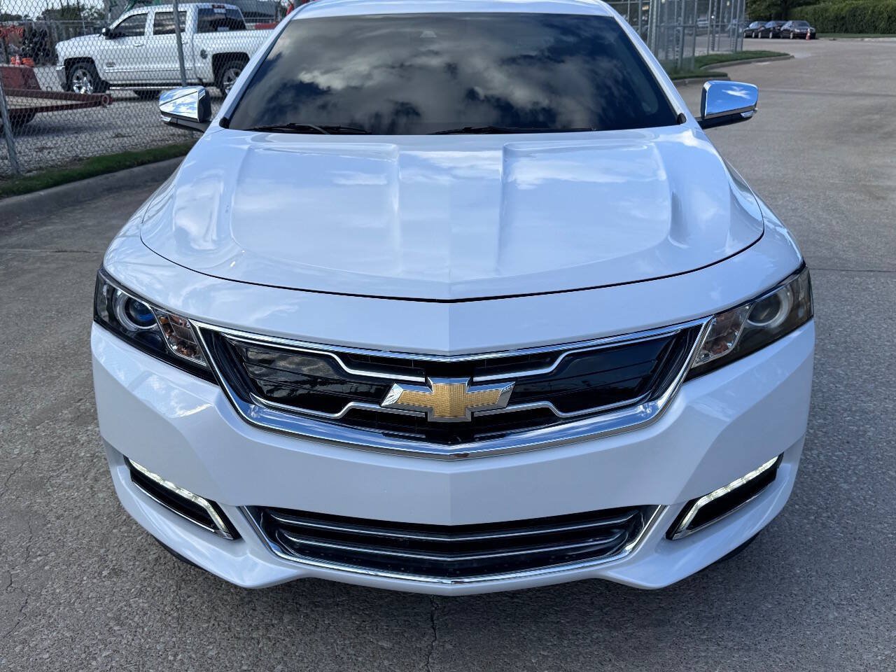 Used 2020 Chevrolet Impala Premier w/ Premier Confidence Package FWD image 2