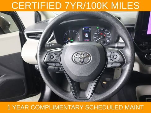 Used 2025 Toyota Corolla LE FWD image 19