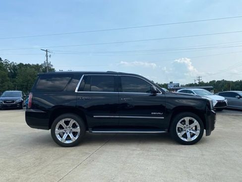 Used 2017 GMC Yukon Denali w/ Open Road Package AWD/4WD image 6