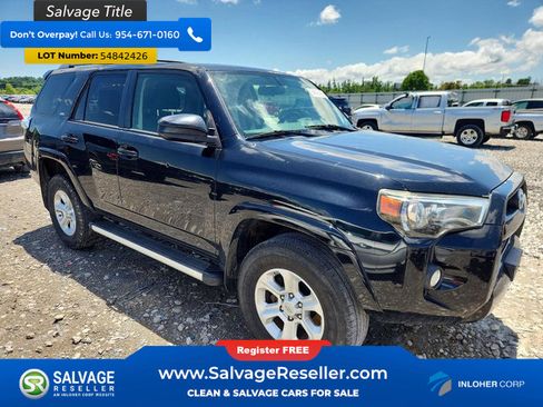 Used 2017 Toyota 4Runner SR5 AWD/4WD image 5