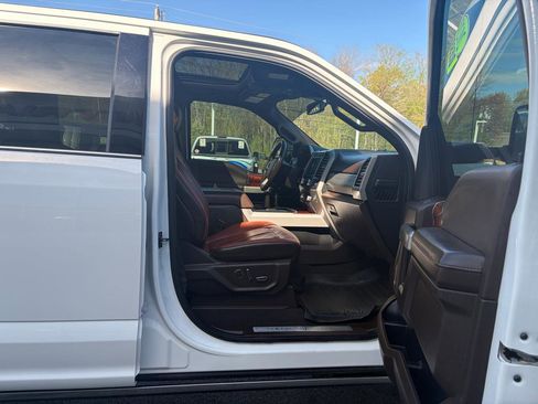 Used 2021 Ford F350 King Ranch w/ King Ranch Ultimate Package AWD/4WD image 54
