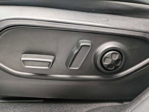 Used 2022 Jeep Grand Cherokee Limited AWD/4WD image 21
