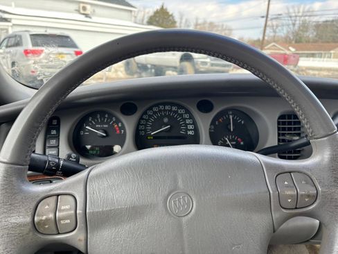 Used 2003 Buick Le Sabre Limited image 11