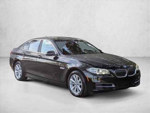 Used 2014 BMW 528i xDrive Sedan image 3