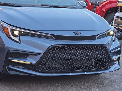 New 2026 Toyota Corolla SE image 9
