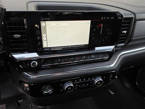 Used 2024 GMC Sierra 1500 SLT image 10