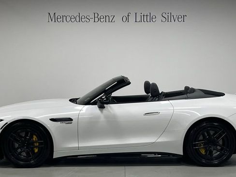 Used 2022 Mercedes-Benz SL 55 AMG 4MATIC image 3