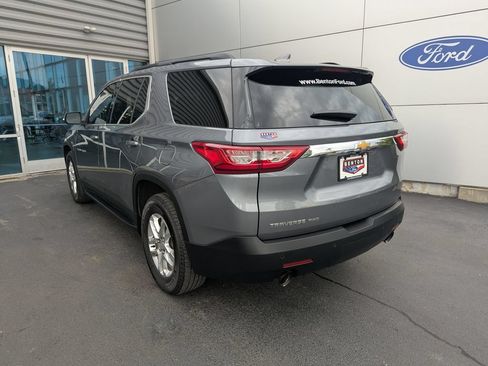 Used 2021 Chevrolet Traverse LT w/ LPO, 'HIT The Road' Package AWD/4WD image 3