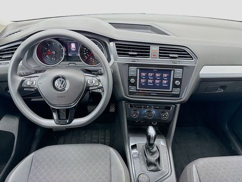 Used 2021 Volkswagen Tiguan S image 14