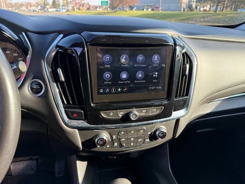 Certified 2021 Chevrolet Traverse LT image 20