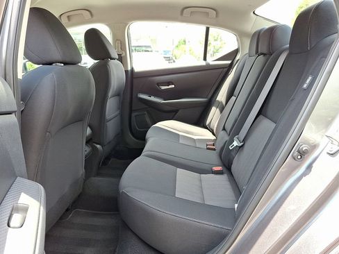 Used 2021 Nissan Sentra SV FWD image 10