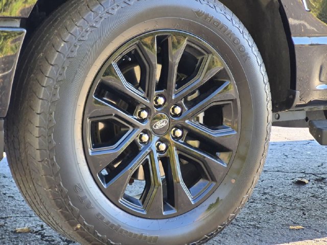 Used 2024 Ford F150 Lariat w/ Equipment Group 502A High AWD/4WD image 23