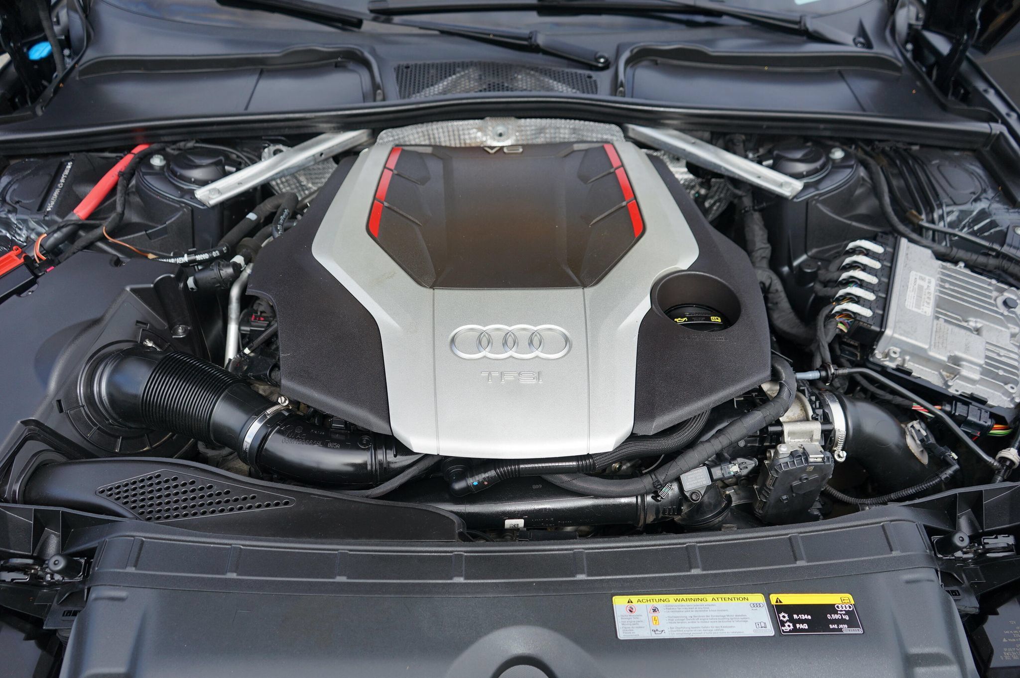Used 2018 Audi S4 Prestige AWD/4WD image 9