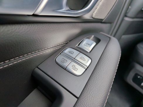 Used 2021 BMW X7 M50i w/ Dynamic Handling Package image 41