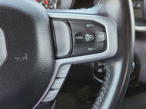 Used 2022 RAM 1500 Big Horn AWD/4WD image 17