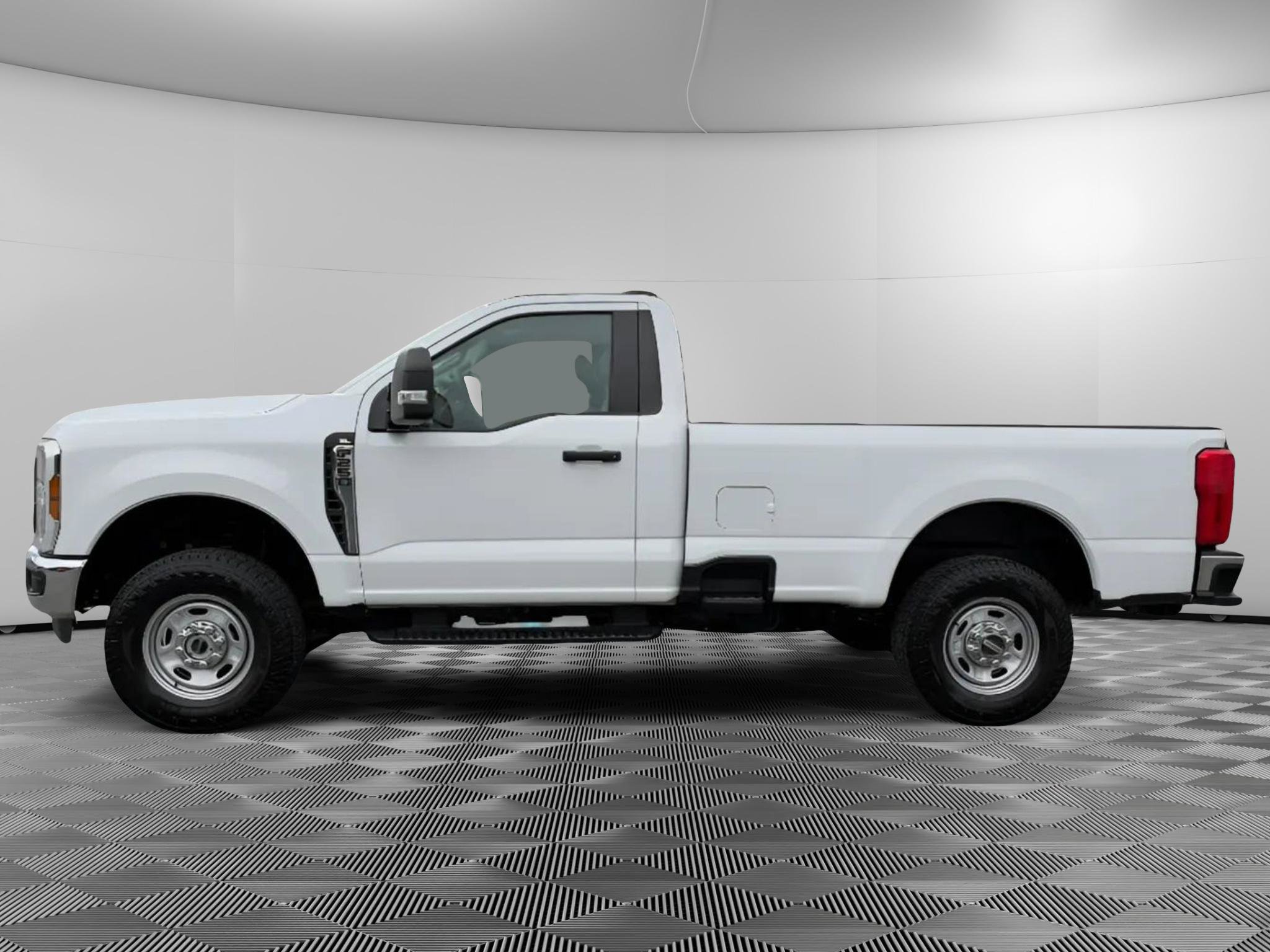 Used 2024 Ford F250 XL w/ XL Off-Road Package AWD/4WD image 5