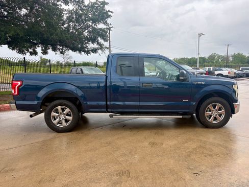 Used 2015 Ford F150 XLT w/ Equipment Group 301A Mid RWD image 2