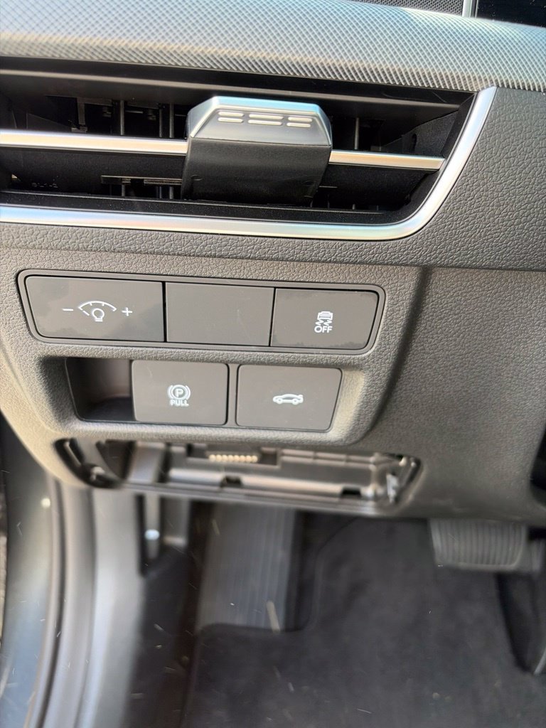 Used 2026 Hyundai Sonata SEL AWD/4WD image 12