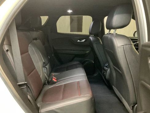 Used 2022 Chevrolet Blazer RS w/ Enhanced Convenience Package image 17