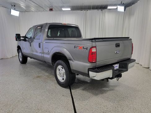Used 2011 Ford F250 XLT w/ XLT Premium Pkg AWD/4WD image 3