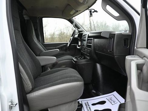 Used 2024 Chevrolet Express 2500 w/ Driver Convenience Package image 19