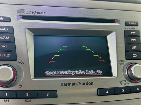 Used 2014 Subaru Legacy 2.5i Limited w/ Moonroof Package image 15