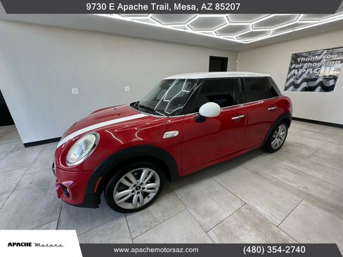 Used 2015 MINI Cooper S image 2