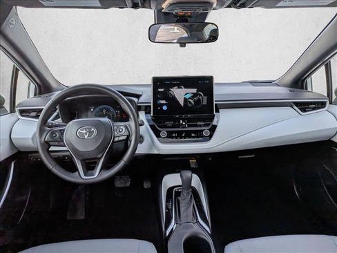 Certified 2025 Toyota Corolla SE image 20