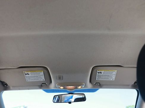 Used 2013 Ford Fiesta SE image 24