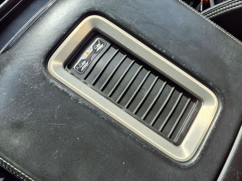 Used 2020 GMC Yukon XL Denali w/ Open Road Package image 12