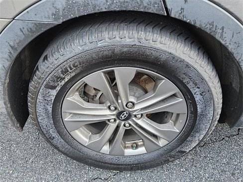 Used 2015 Hyundai Santa Fe Sport w/ Option Group 04 image 16