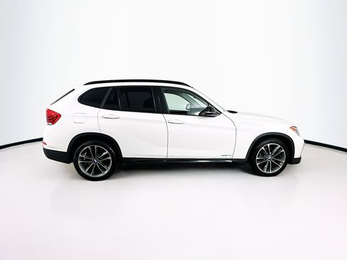 Used 2015 BMW X1 sDrive28i RWD image 10