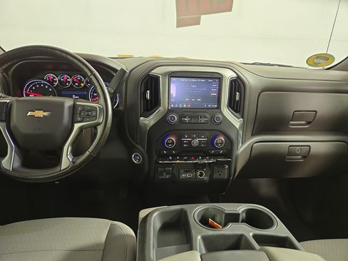 Certified 2019 Chevrolet Silverado 1500 LT w/ All-Star Edition AWD/4WD image 13