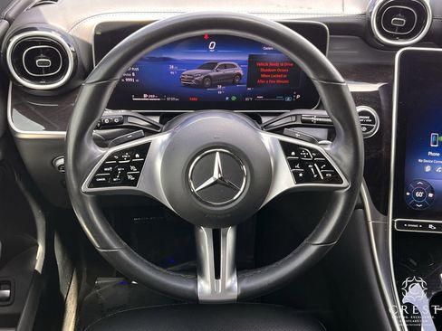 Used 2024 Mercedes-Benz GLC 300 4MATIC image 13
